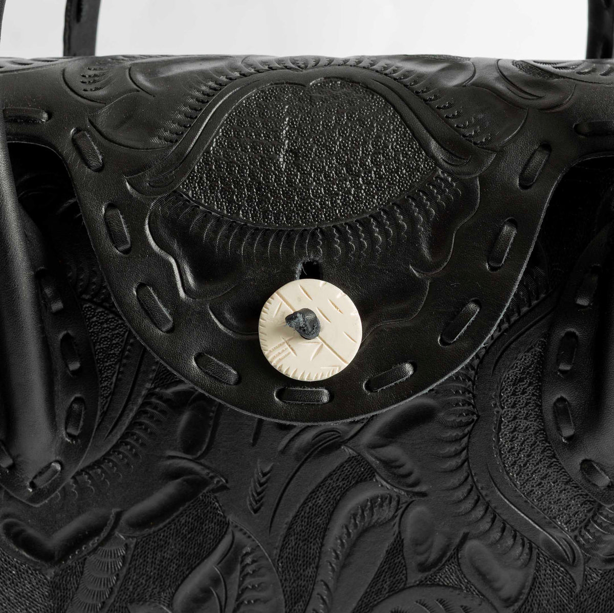 Chamula Western Stitch Carving Bag L Black-Bag-Clutch Cafe