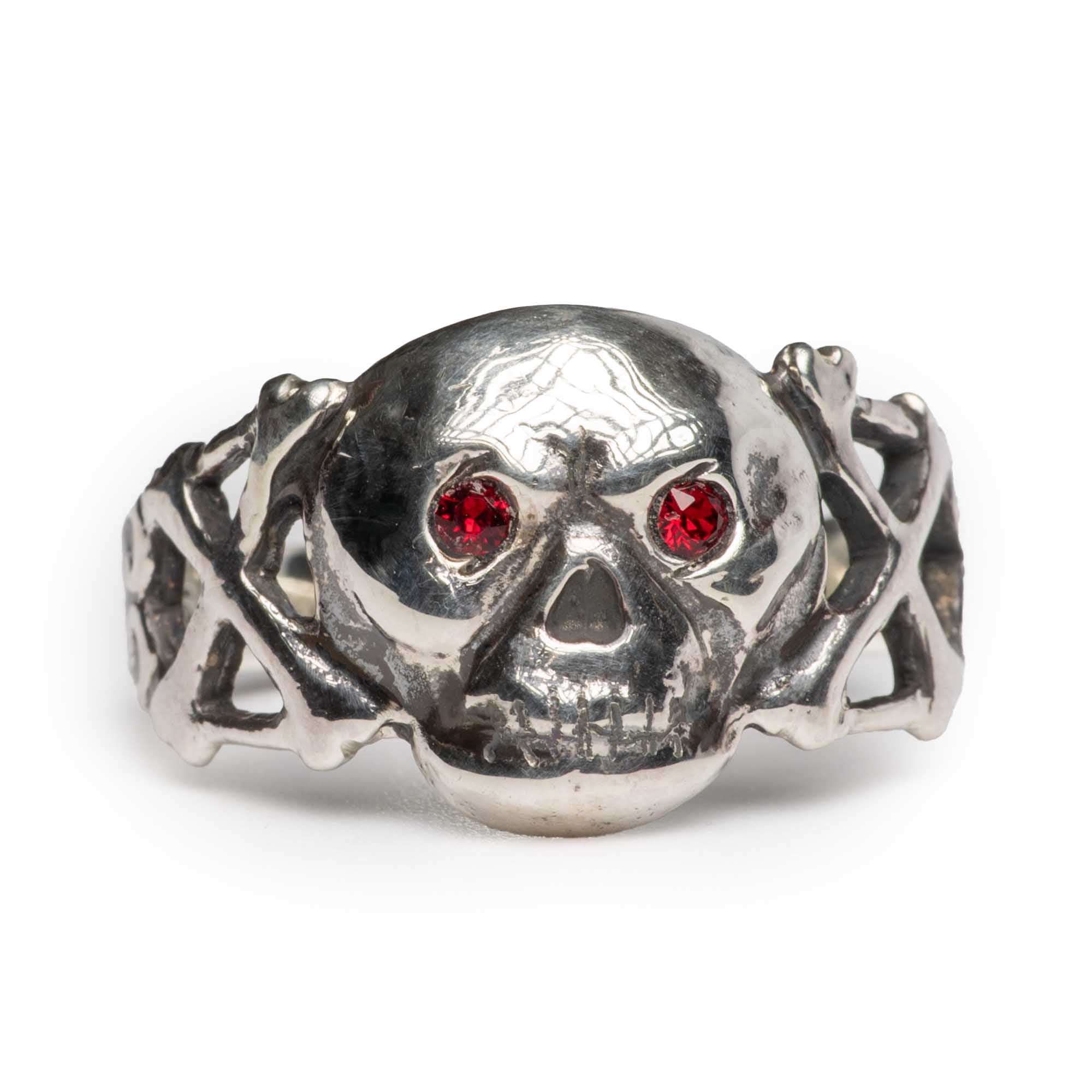 Attractions Skull & Crossbones Sterling Silver Ring – Clutch Cafe