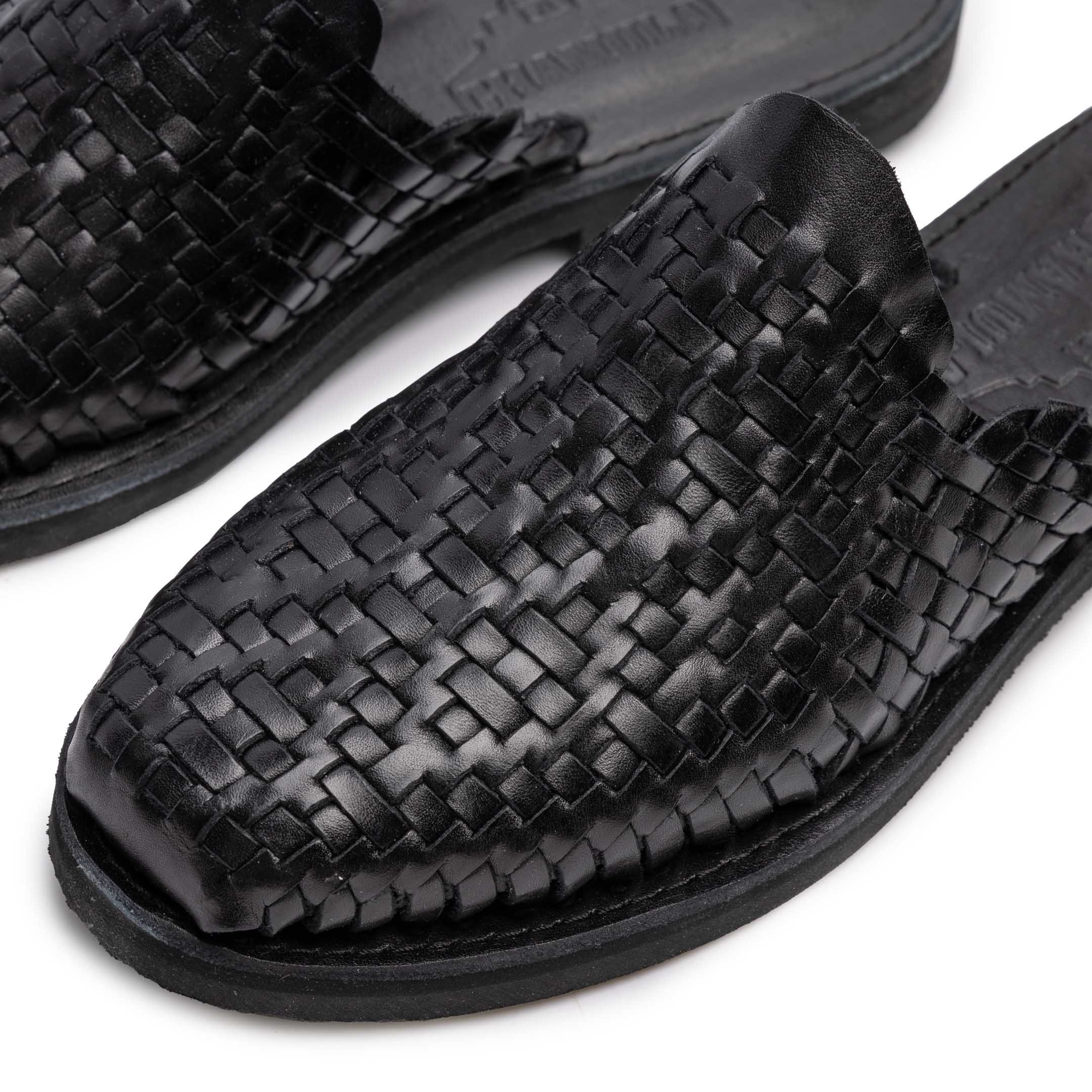 Chamula Polanco Sandal Black-Sandal-Clutch Cafe