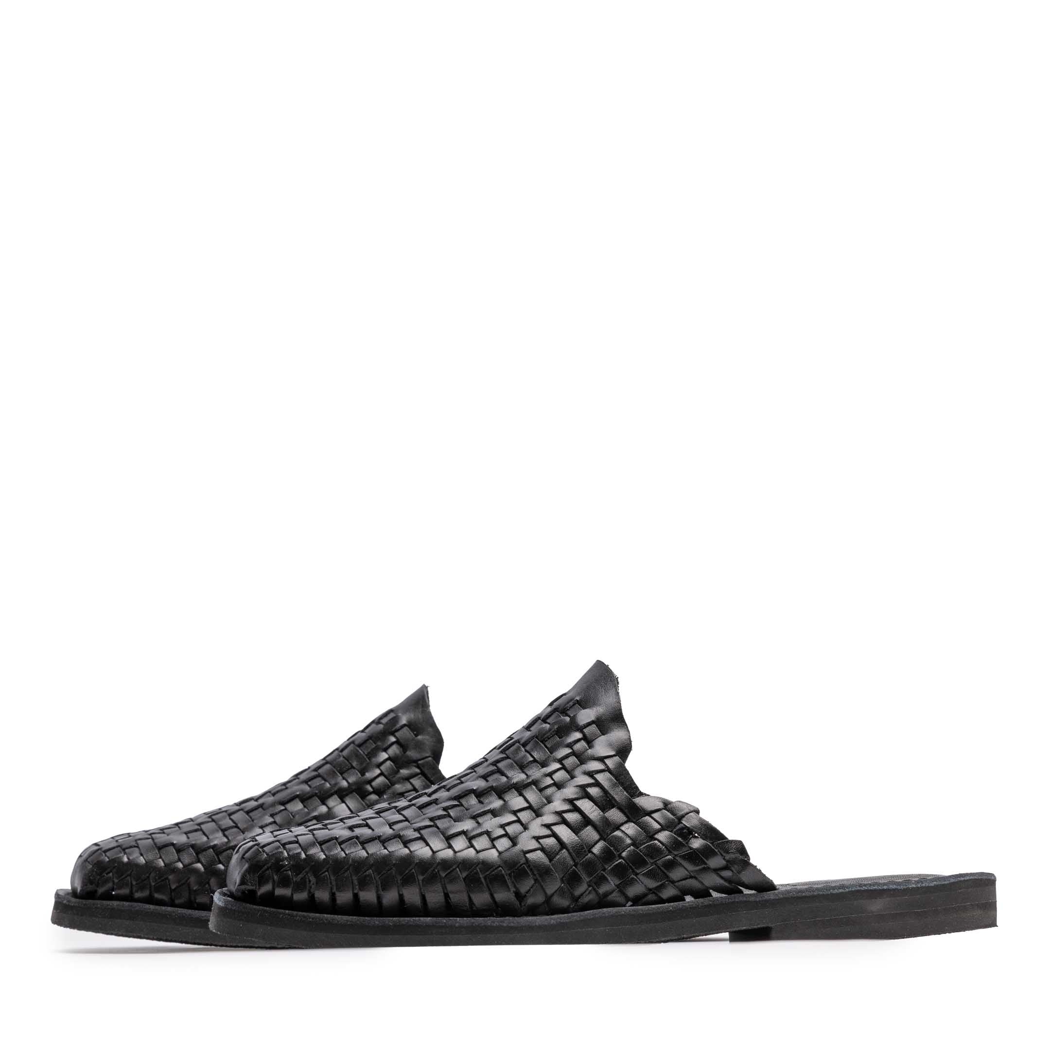 Chamula Polanco Sandal Black-Sandal-Clutch Cafe