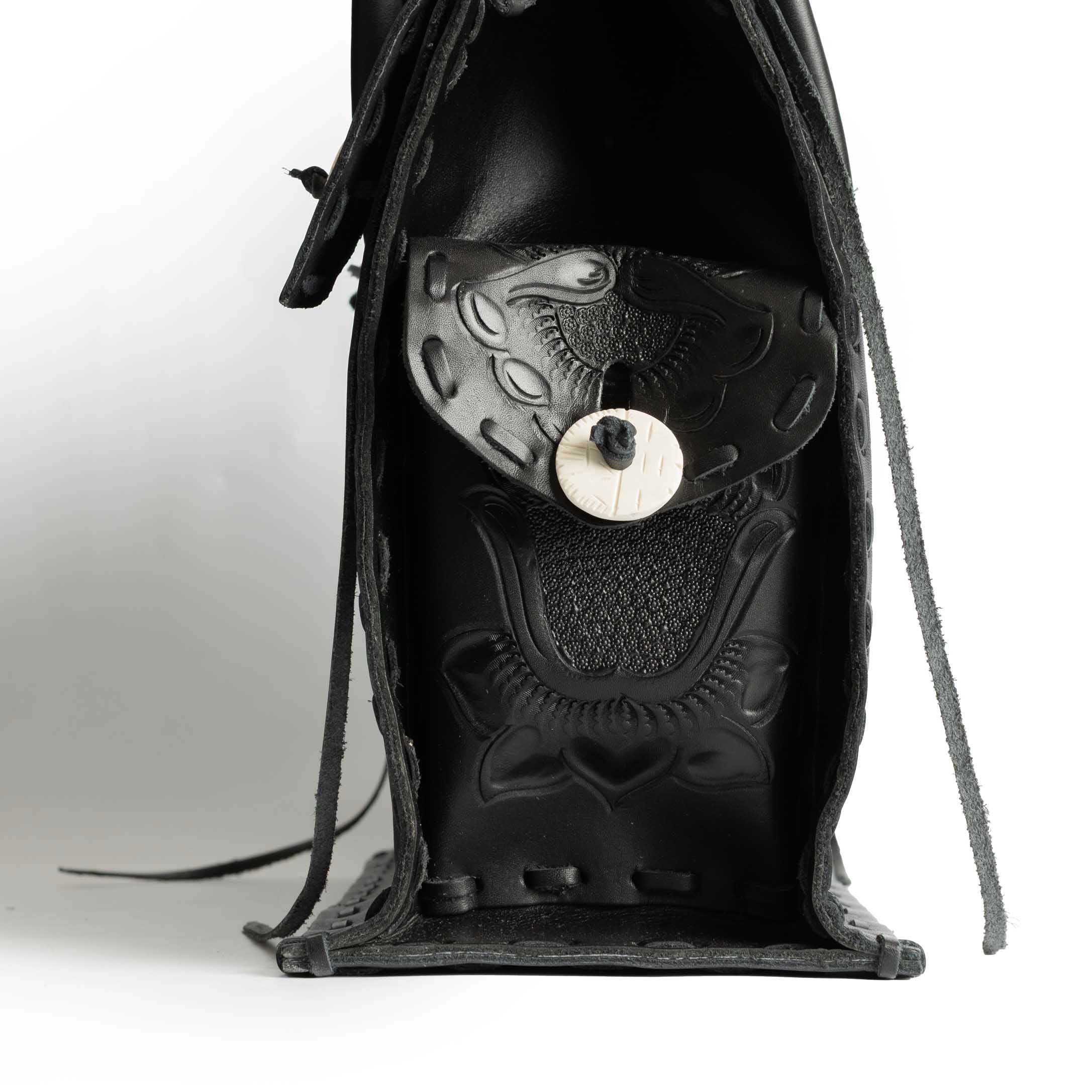 Chamula Western Stitch Carving Bag L Black-Bag-Clutch Cafe