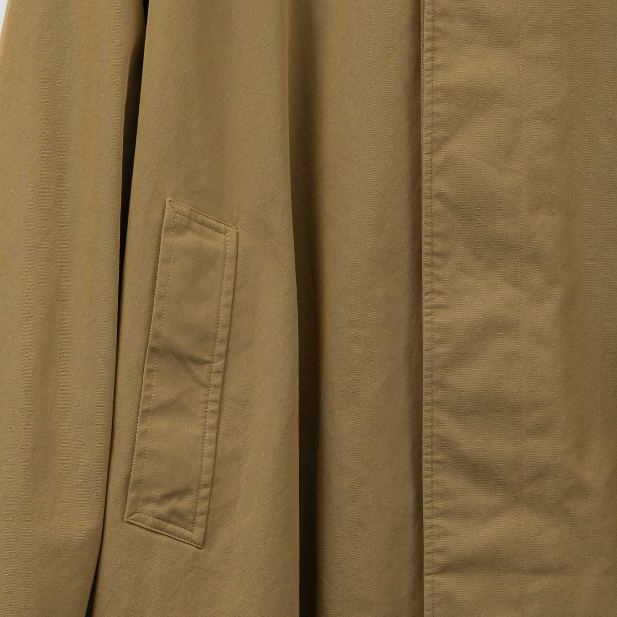 Coherence Ruiz FLC D. Beige-coat-Clutch Cafe