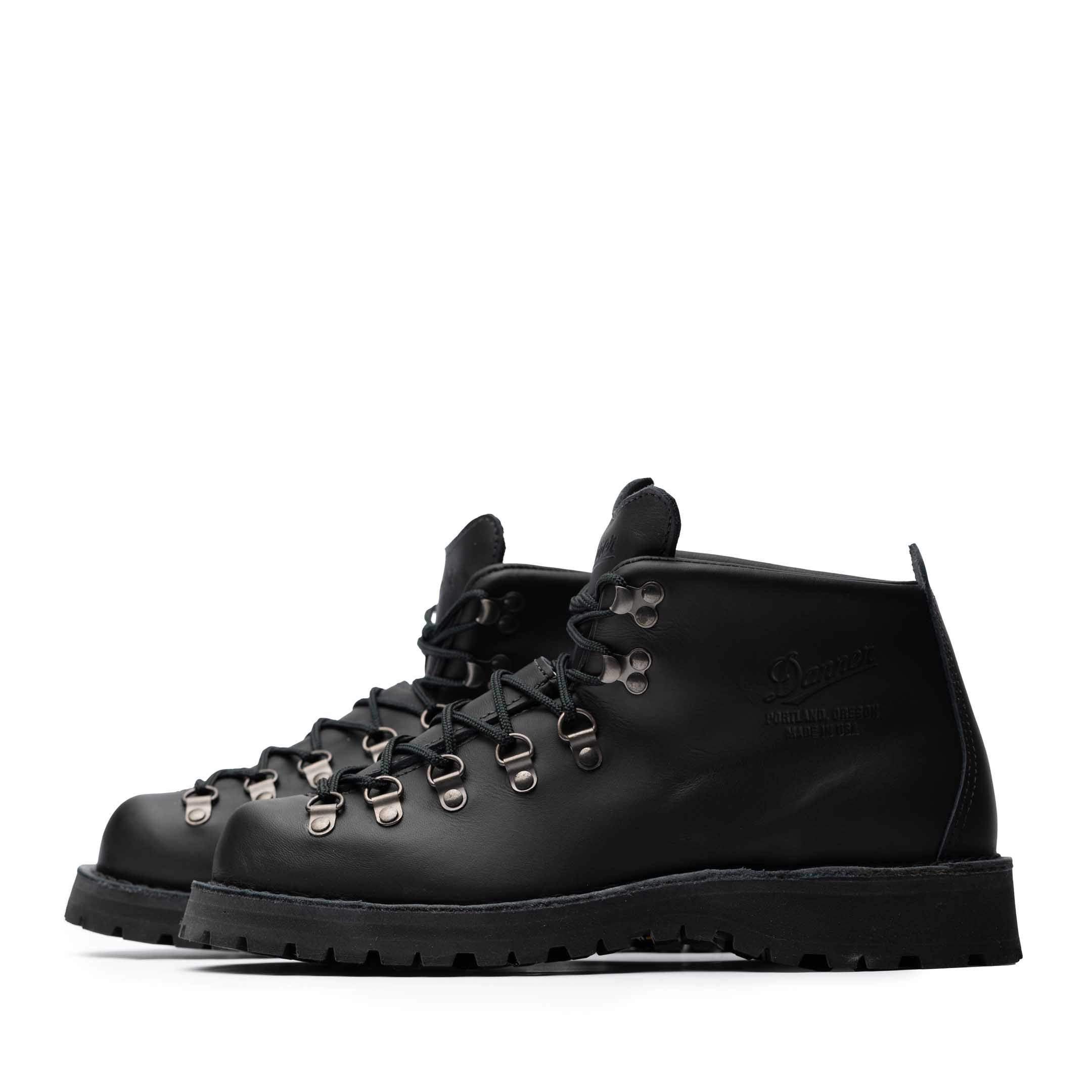 Danner Mountain Light Black – Clutch Cafe