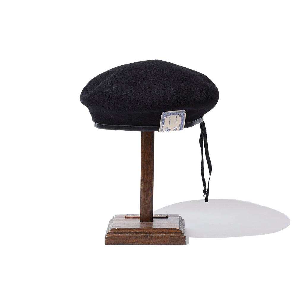 H.W. Dog Leather Beret 63 Black-Beret-Clutch Cafe