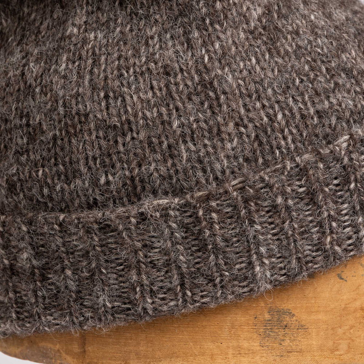 Monitaly Alpacotton Cuff Cap Charcoal-Hat-Clutch Cafe