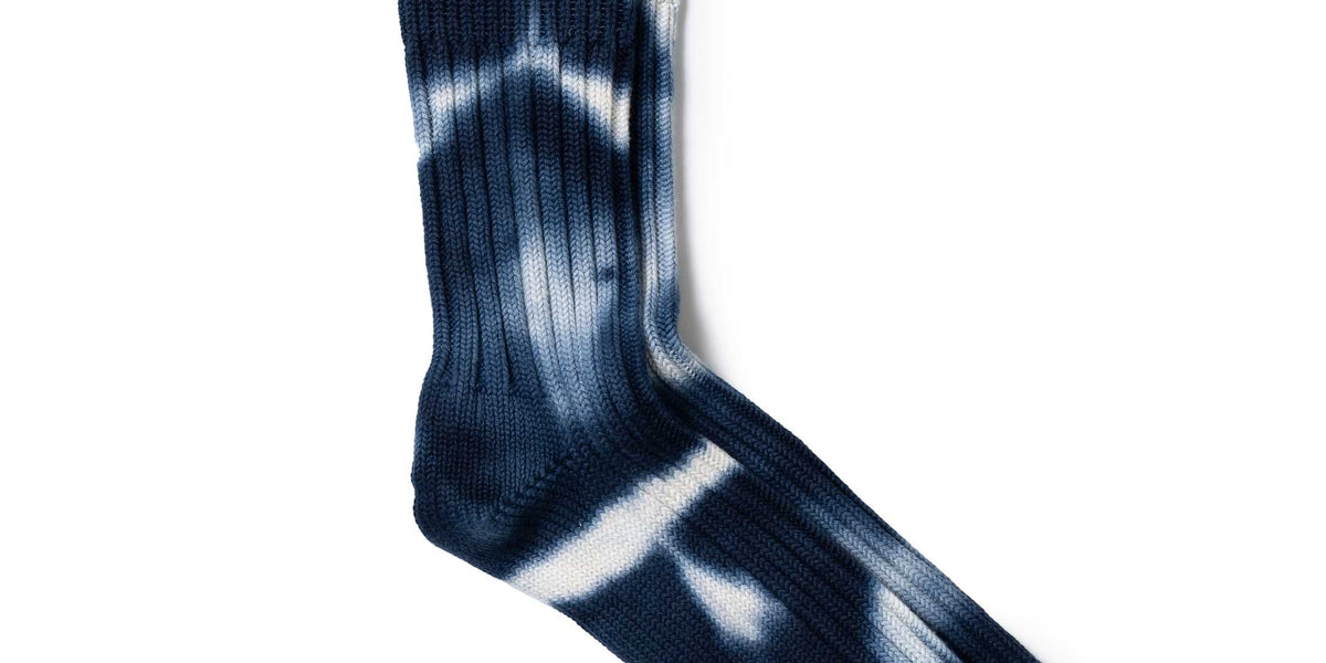 Rototo Chunky Ribbed Crew Socks Tie Dye Navy/ White