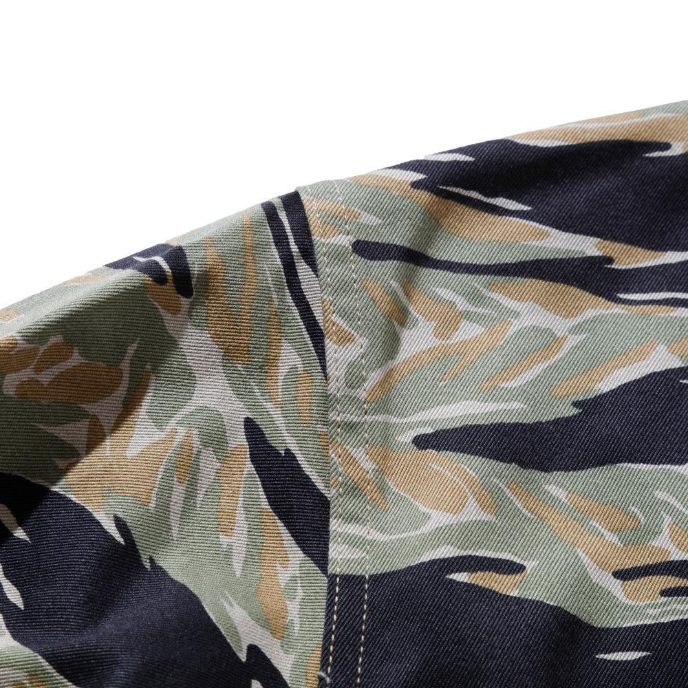 The Real McCoy's Tiger Camouflage Shirt / Tadpole-Shirt-Clutch Cafe