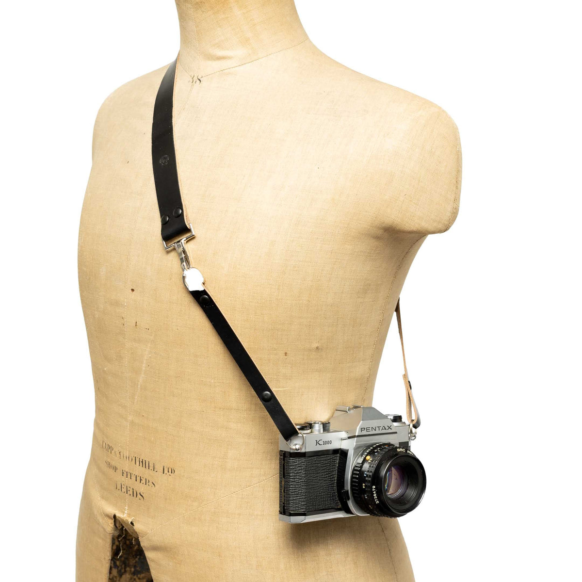 The Strapateer 'Type B' Camera Strap Black-Accessories-Clutch Cafe