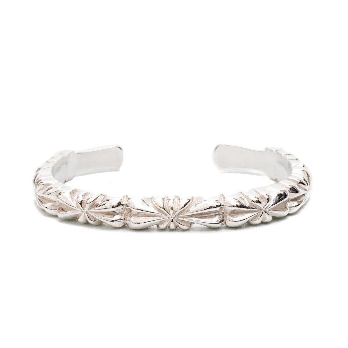 Butterfly Cast Plain Bangle BR 282
